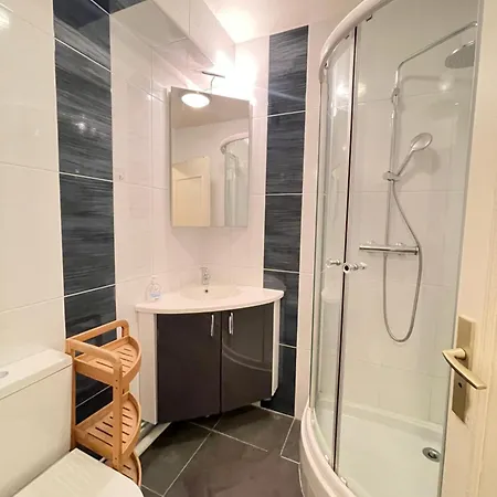 Tour Eiffel - Cambronne Apartment *